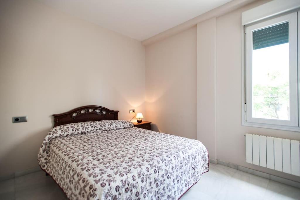 Apartament Amplio Piso En Nervion, Excelente Zona De La Ciudad. Sevilla